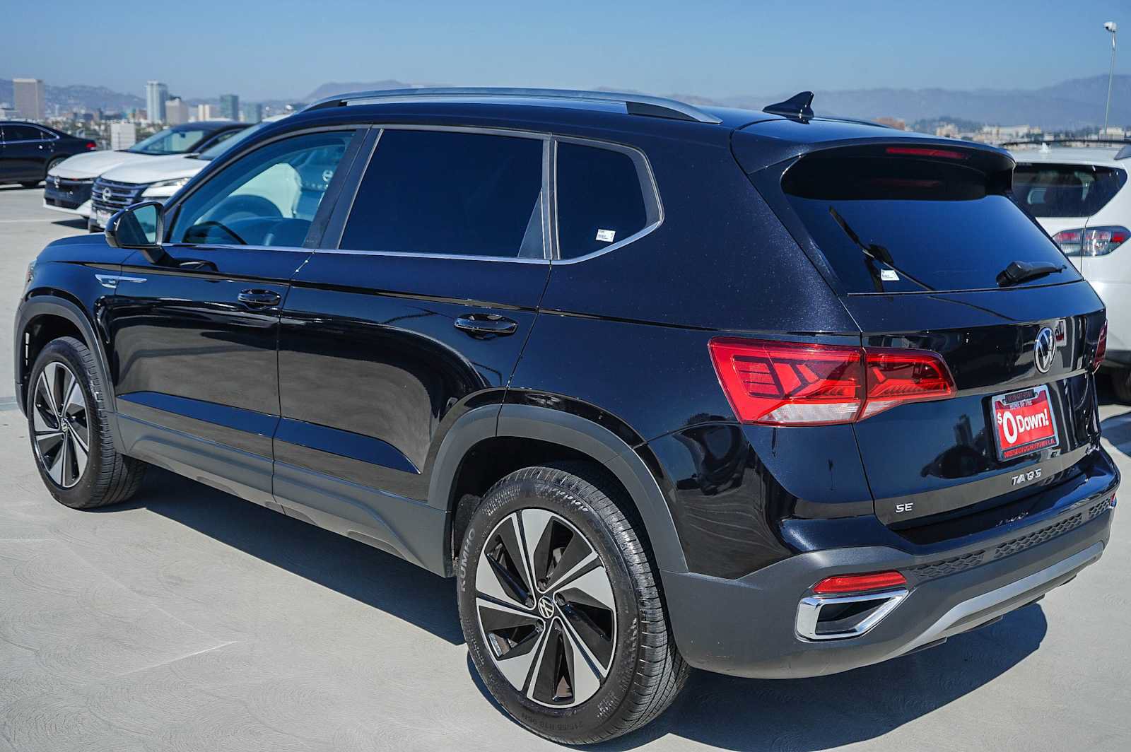 Used 2024 Volkswagen Taos SE AWD/4WD image 6