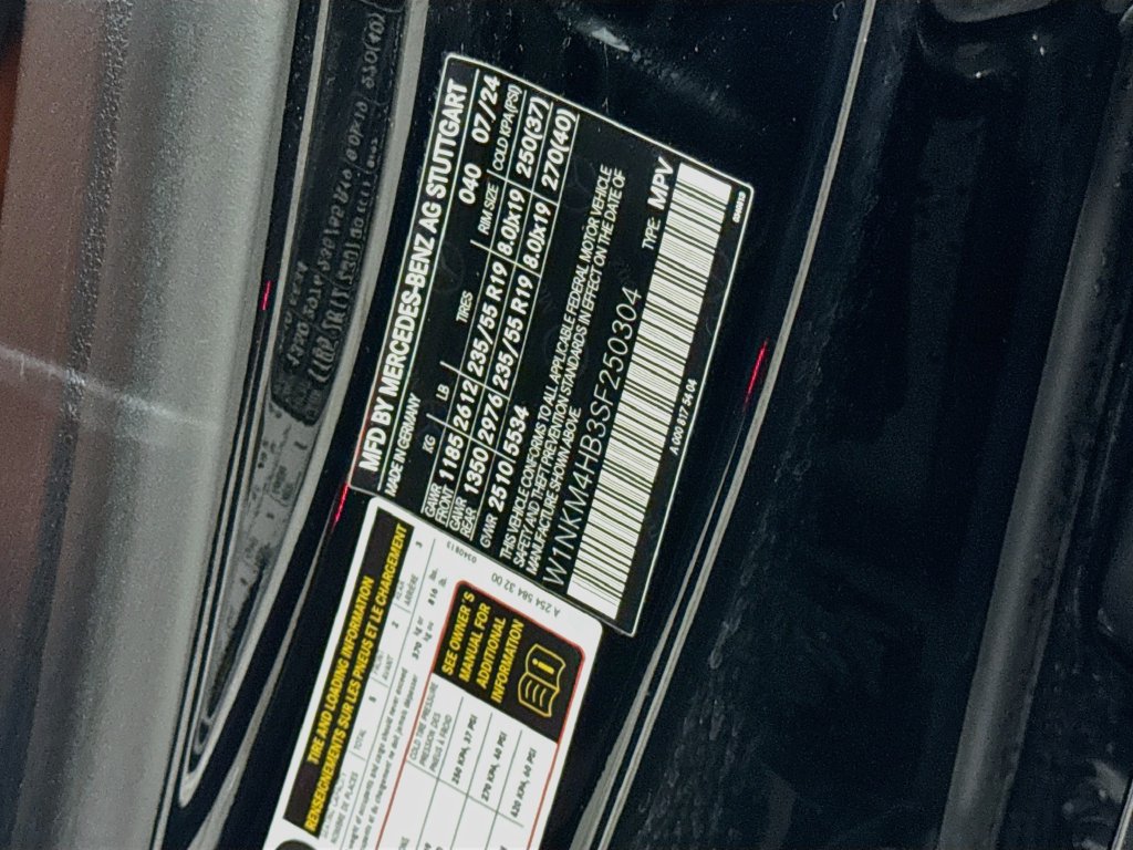 Certified 2025 Mercedes-Benz GLC 300 4MATIC image 38