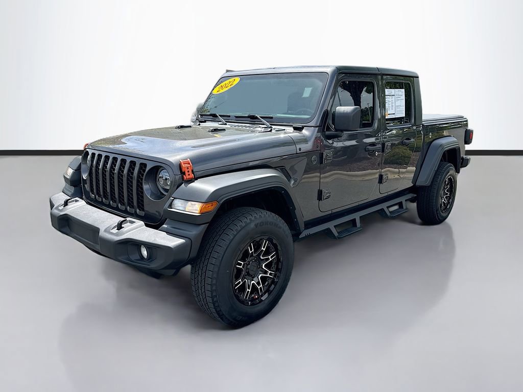 Used 2022 Jeep Gladiator Sport image 3