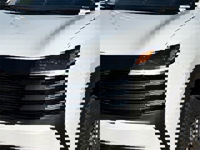 New 2026 Nissan Kicks S image 5