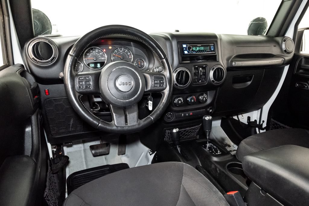 Used 2017 Jeep Wrangler Unlimited Sport w/ Quick Order Package 24S AWD/4WD image 7
