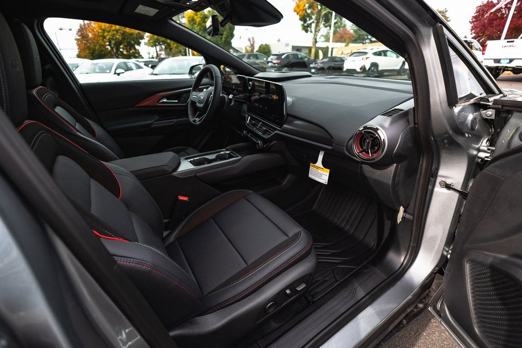 New 2026 Chevrolet Equinox EV RS w/ Convenience Package II image 17