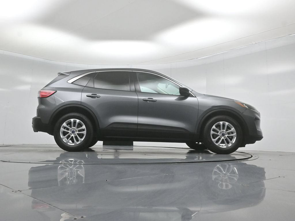Certified 2022 Ford Escape SE w/ Convenience Package FWD image 44