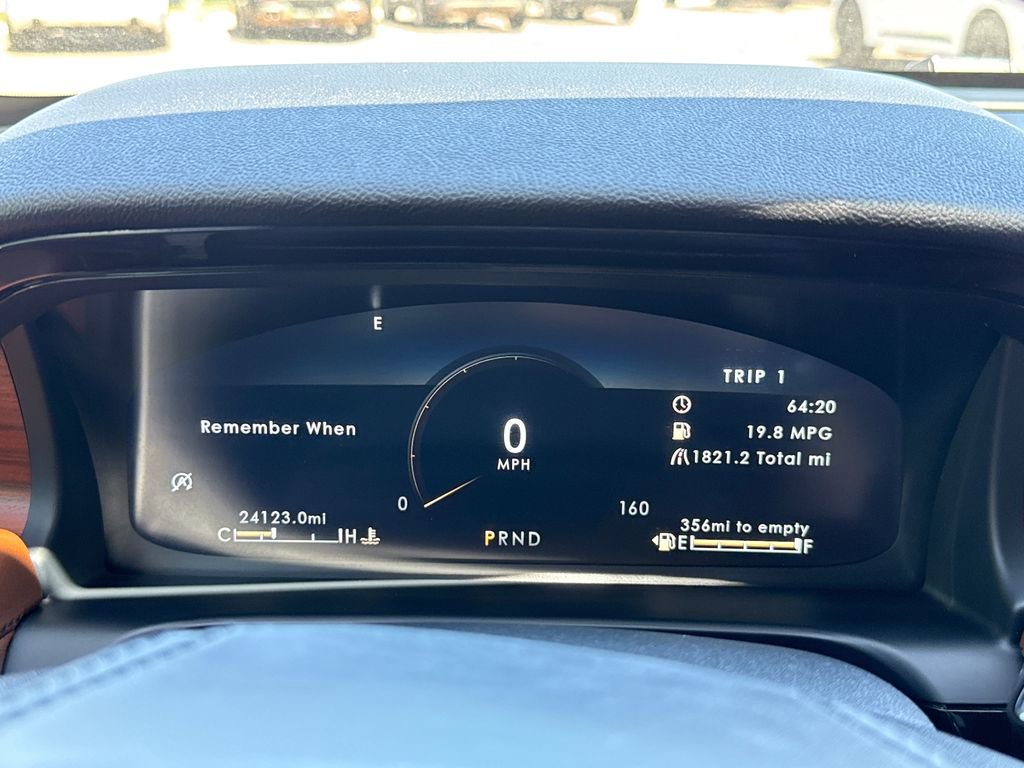 Used 2023 Lincoln Aviator Reserve w/ Equipment Group 201A AWD/4WD image 15
