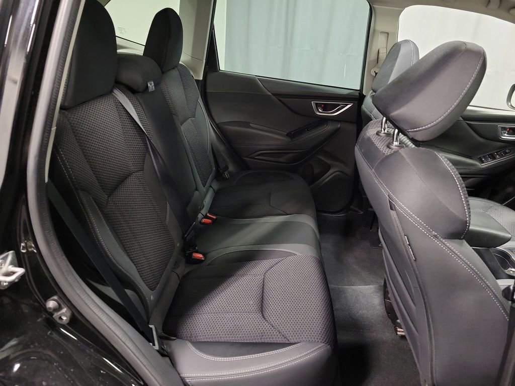 Used 2023 Subaru Forester Premium image 25