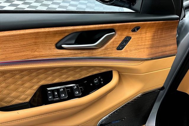 Used 2024 Jeep Grand Cherokee Summit image 32