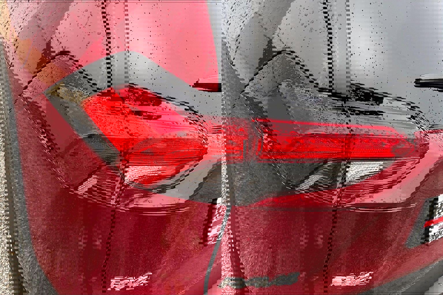 Used 2025 Toyota RAV4 LE image 33