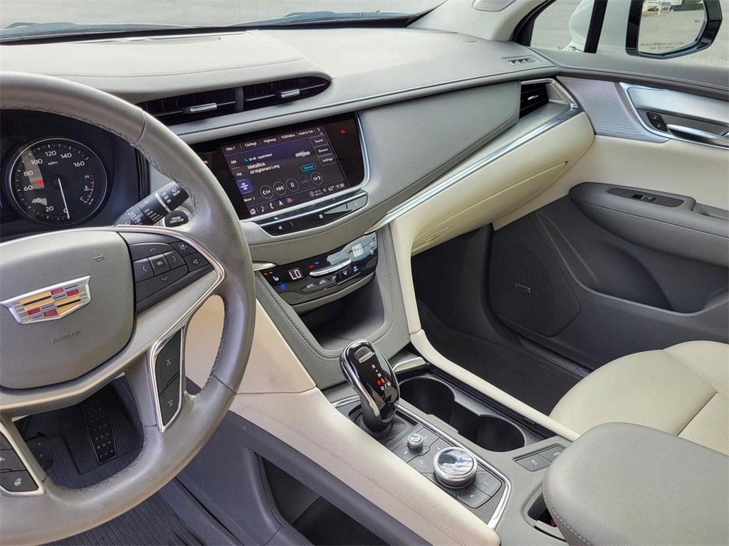Used 2021 Cadillac XT5 Premium Luxury image 26