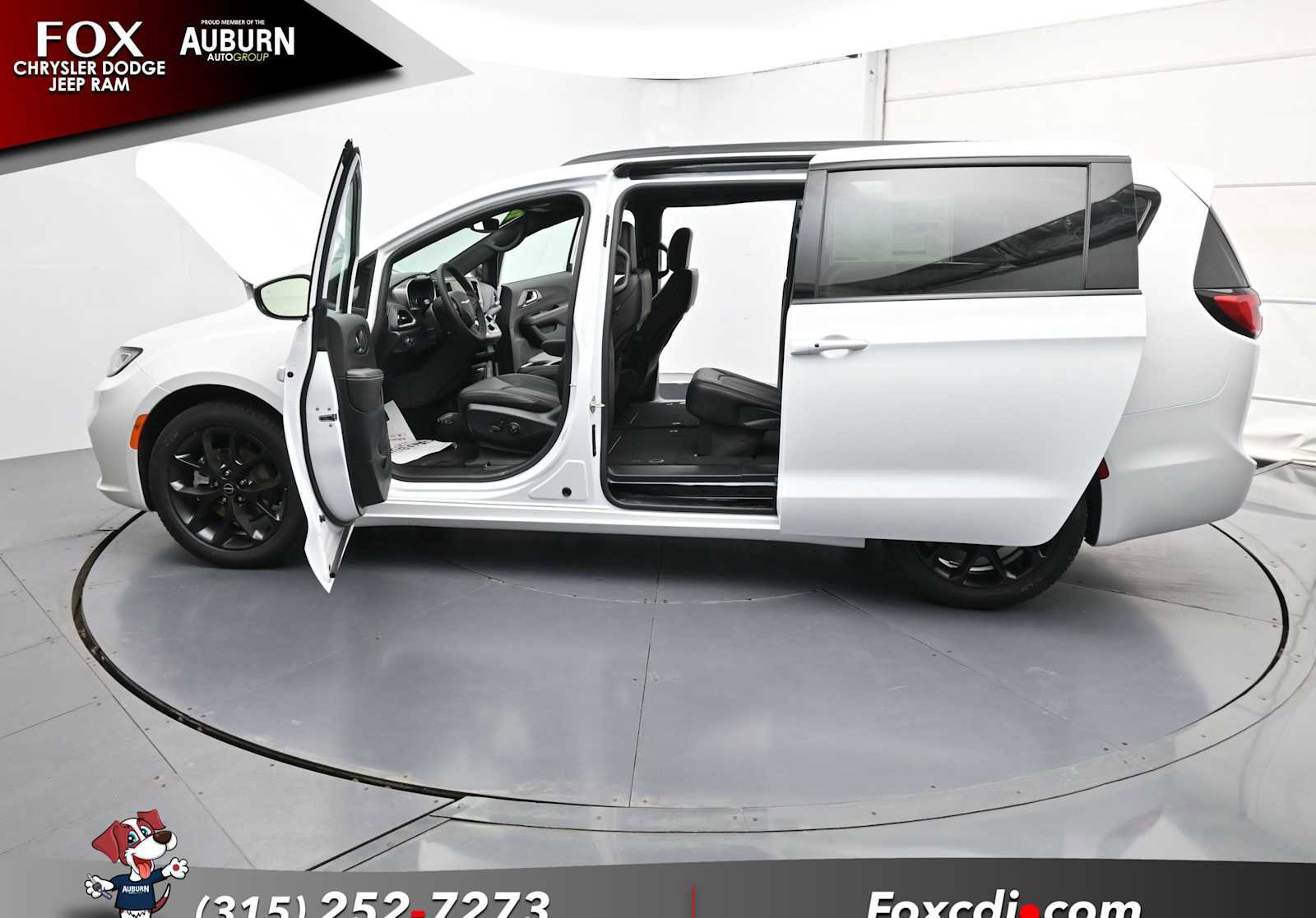 New 2026 Chrysler Pacifica Select w/ S Appearance Package image 34