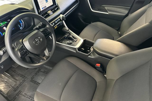 Certified 2025 Toyota RAV4 LE AWD/4WD image 12