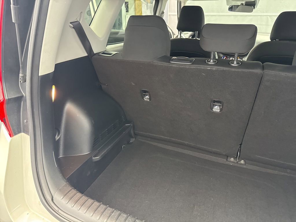 Used 2022 Kia Soul LX w/ Technology Package FWD image 38