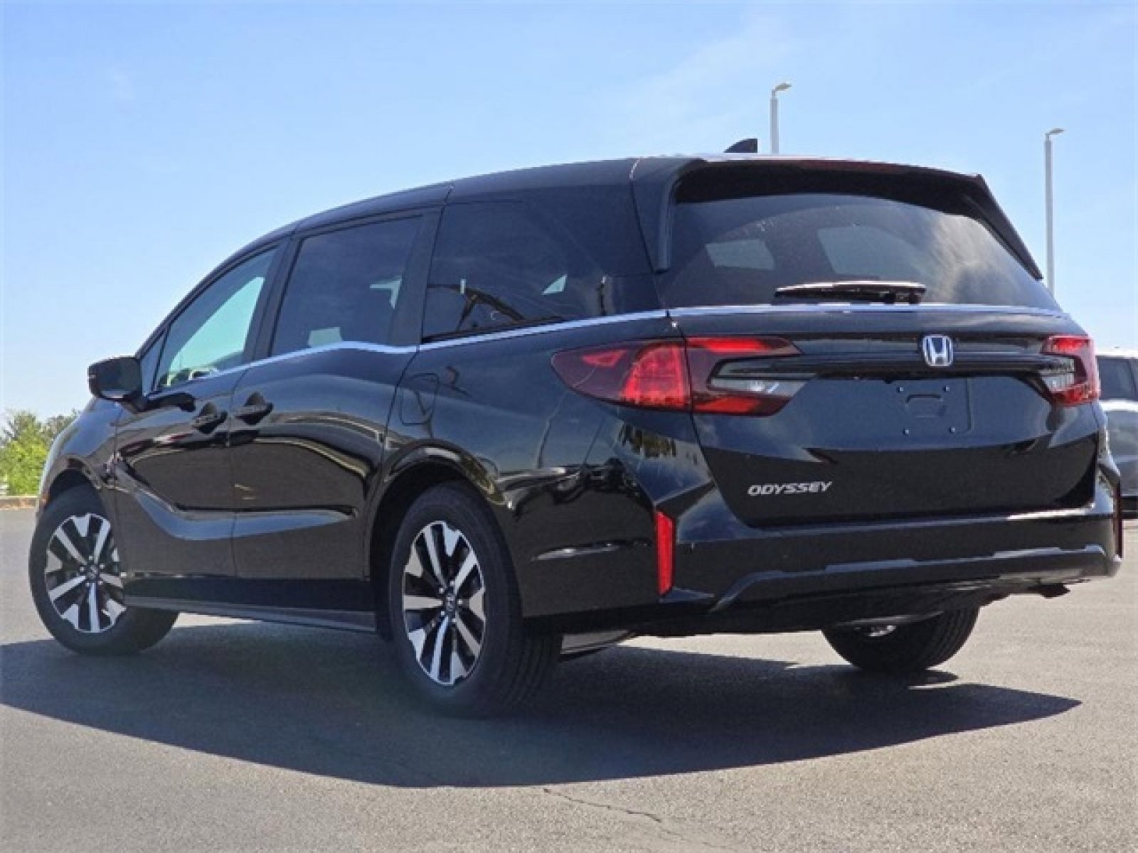 New 2026 Honda Odyssey EX-L image 8