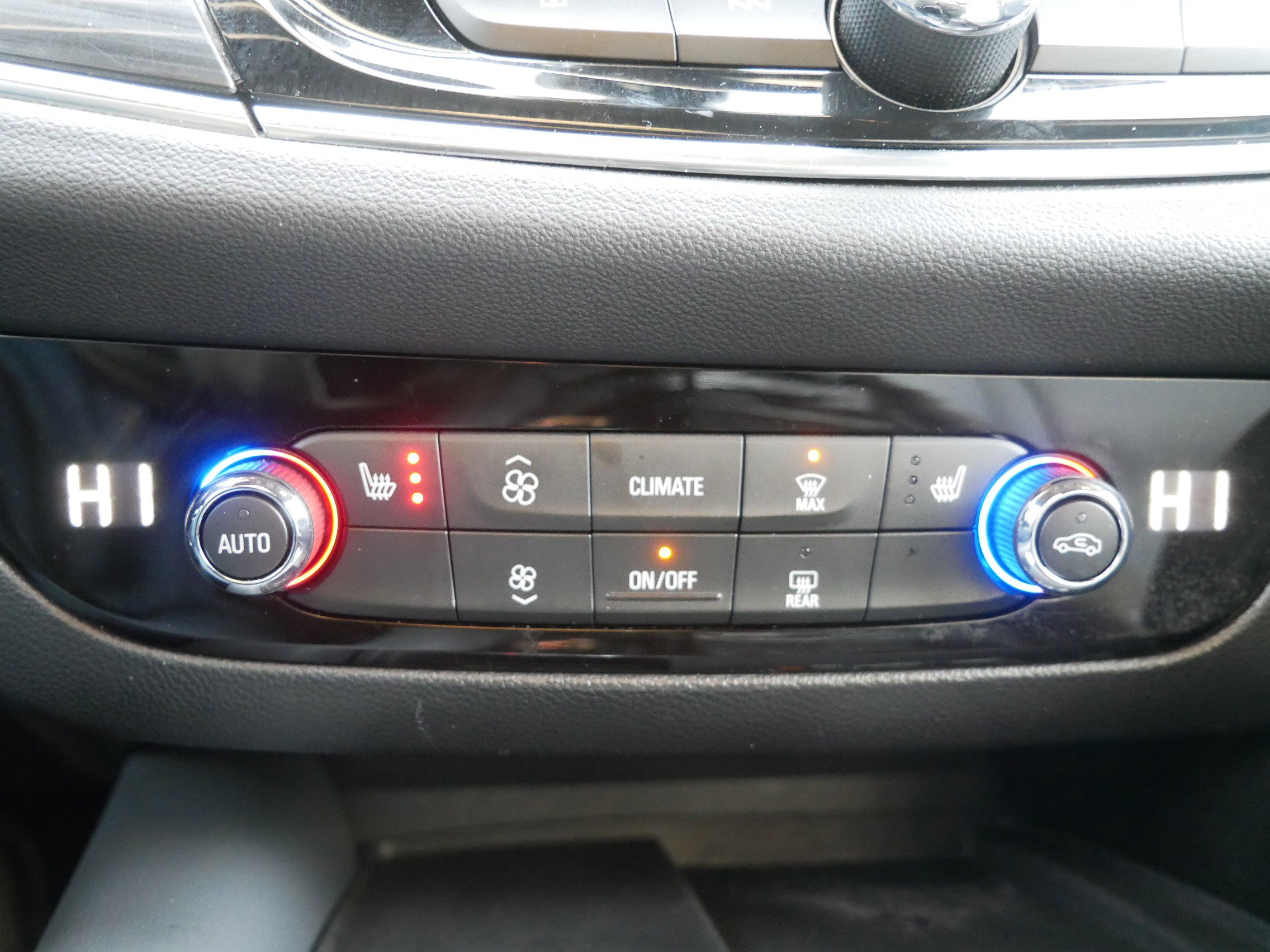 Certified 2023 Buick Enclave Essence w/ Trailering Package, 5000 lbs. image 21