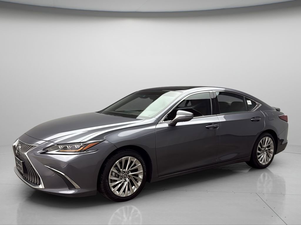 Used 2020 Lexus ES 350 Ultra Luxury w/ Accessory Package 2 FWD image 2
