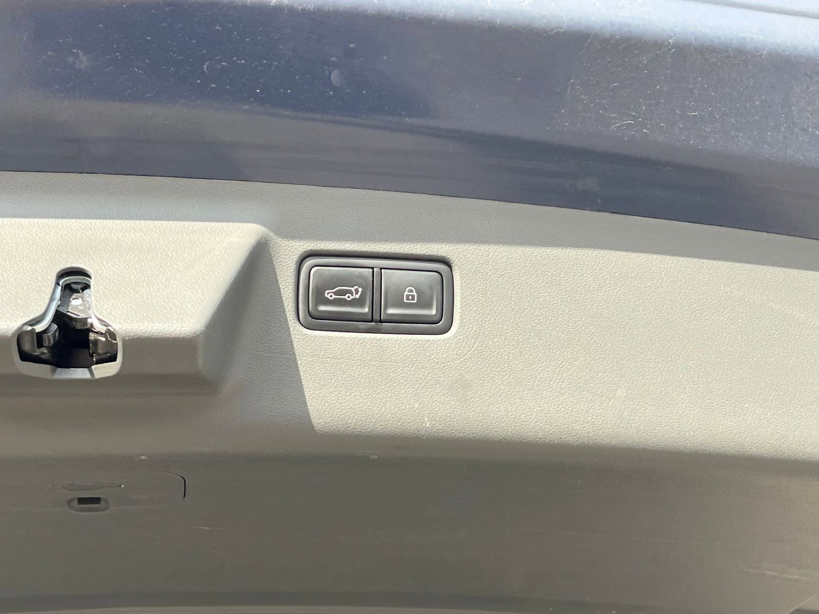 Used 2025 Hyundai Santa Fe SEL image 21