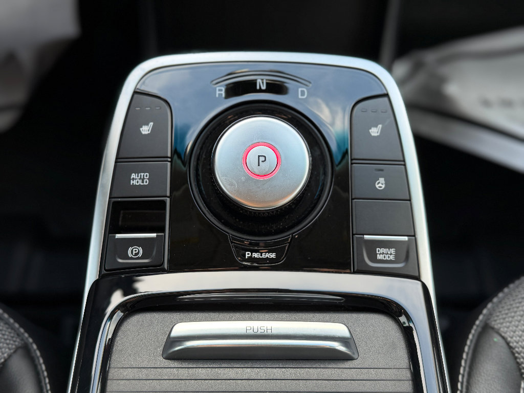 Used 2021 Kia Niro EX w/ Cold Weather Package image 15