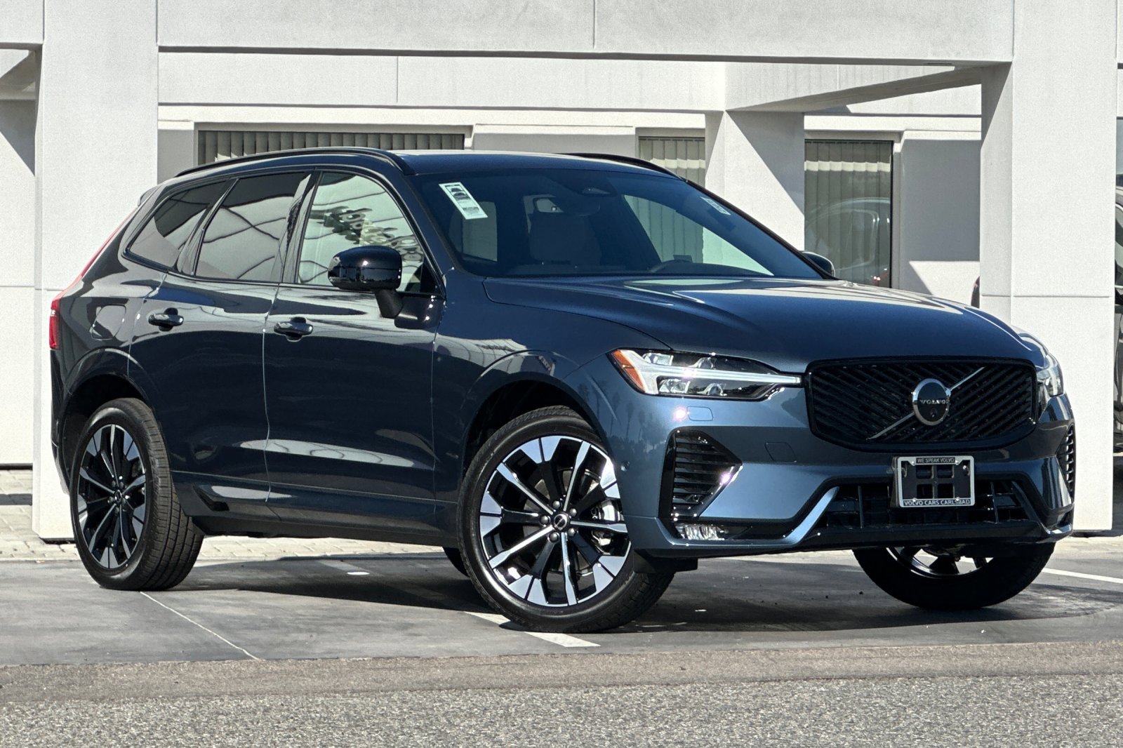 New 2026 Volvo XC60 B5 Plus w/ Climate Package image 2