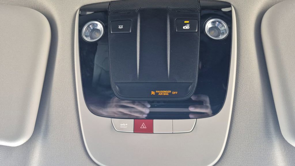 New 2025 Kia EV6 Light w/ Light LR Technology Package image 24