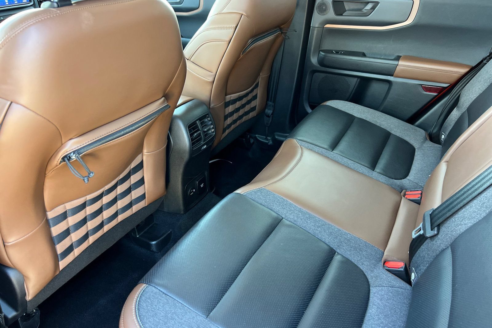 Used 2022 Ford Bronco Sport Outer Banks w/ Tech Package AWD/4WD image 4
