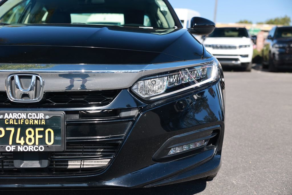Used 2018 Honda Accord EX image 5