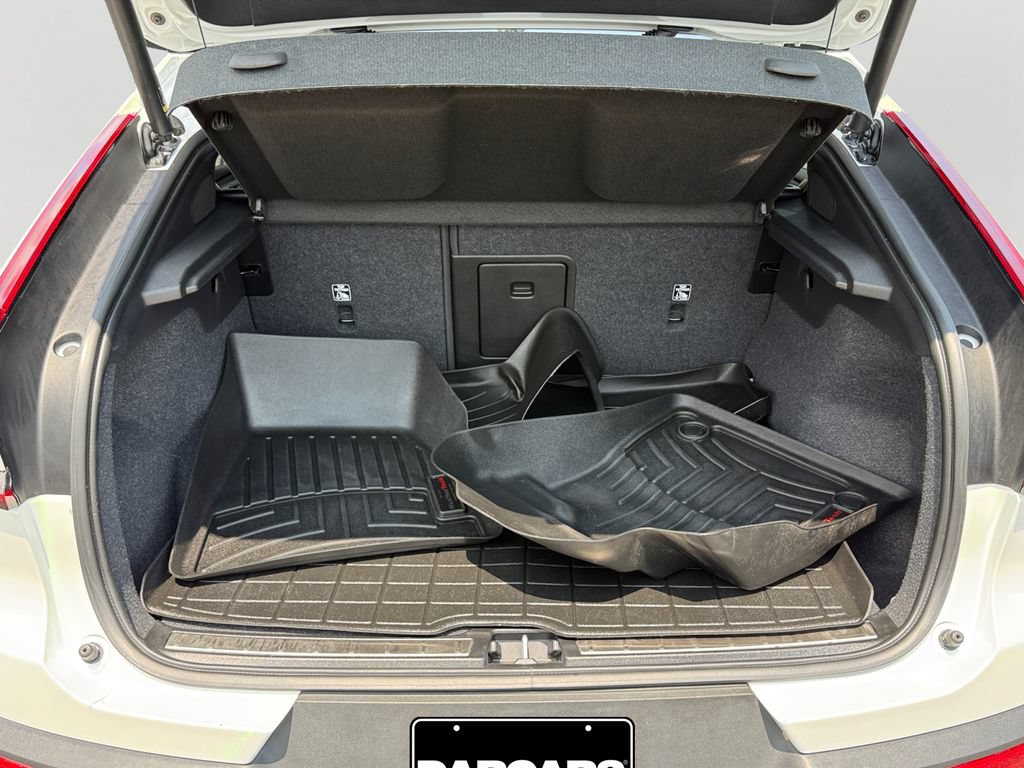 Certified 2023 Volvo C40 P8 Recharge Plus AWD/4WD image 13