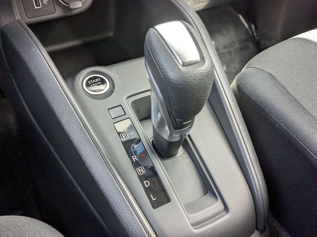 Certified 2025 Nissan Kicks Play S image 22