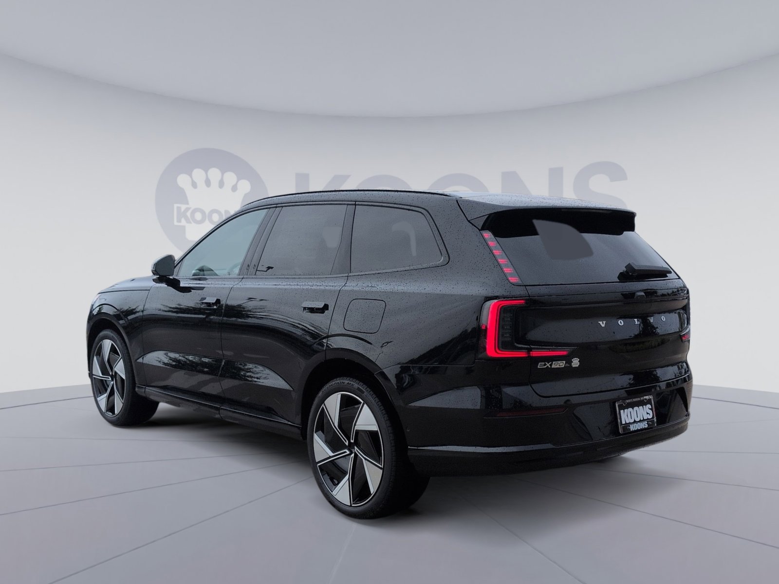 New 2025 Volvo EX90 Ultra w/ Protection Package Premier image 4