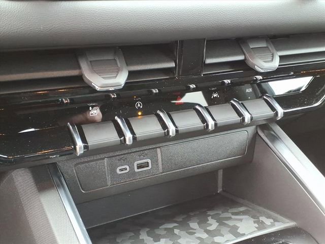 New 2026 GMC Canyon Elevation image 18