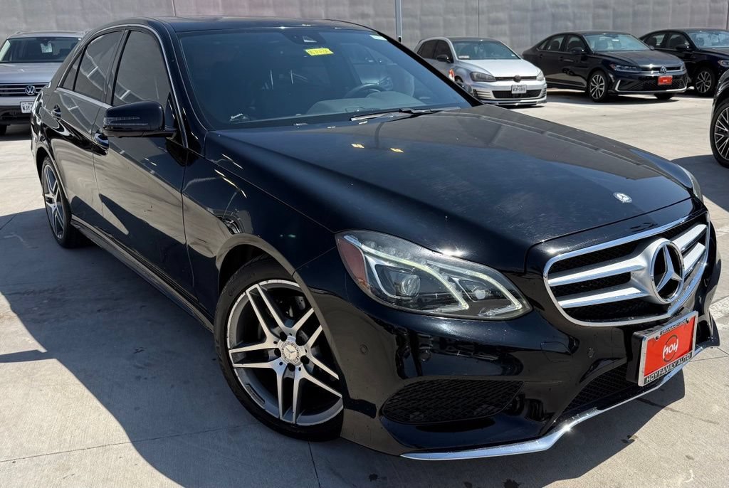 Used 2015 Mercedes-Benz E 400 Sedan image 1