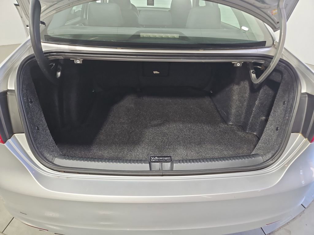 Used 2012 Volkswagen Jetta TDI FWD image 21