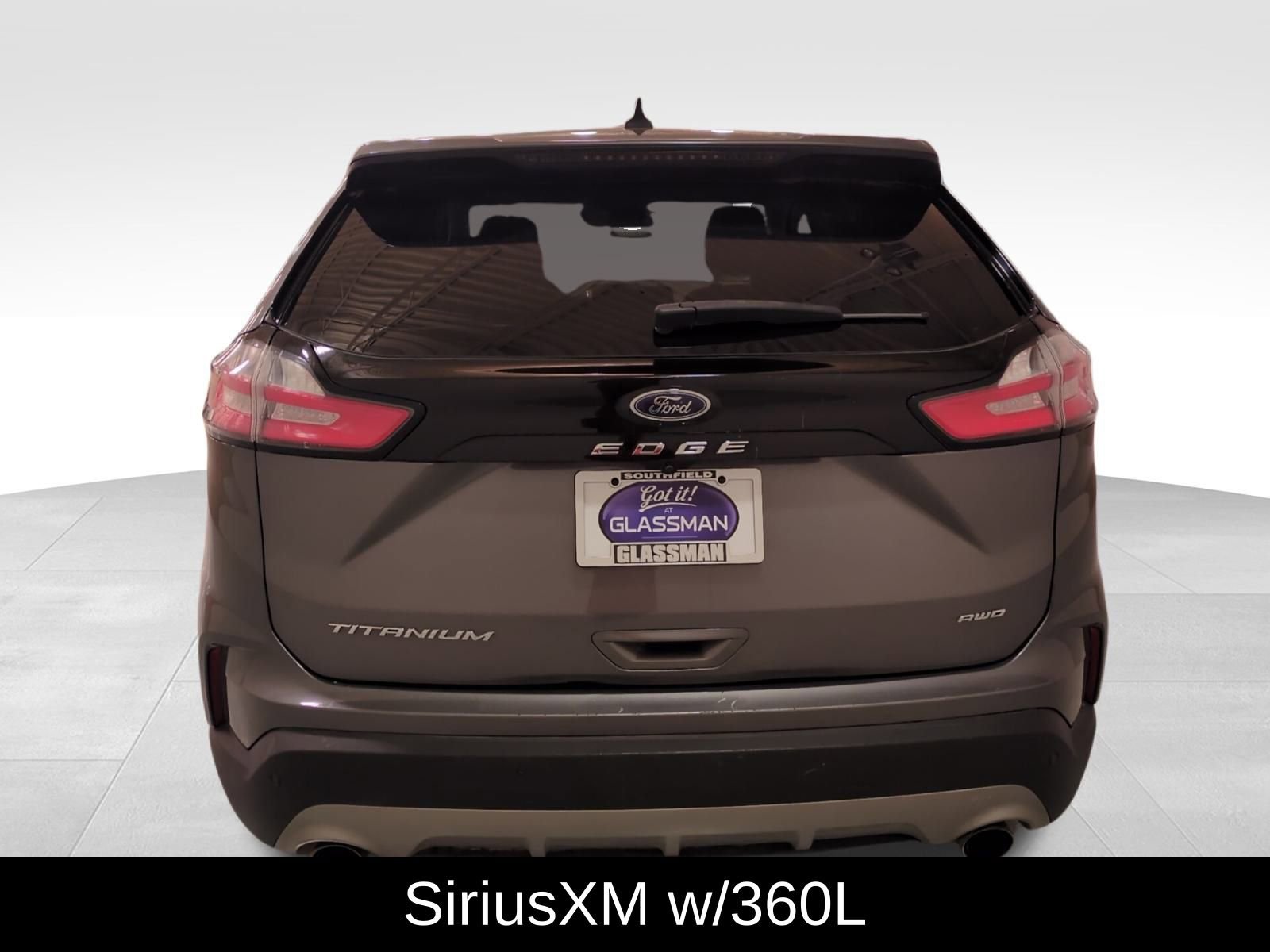 Used 2021 Ford Edge Titanium image 4