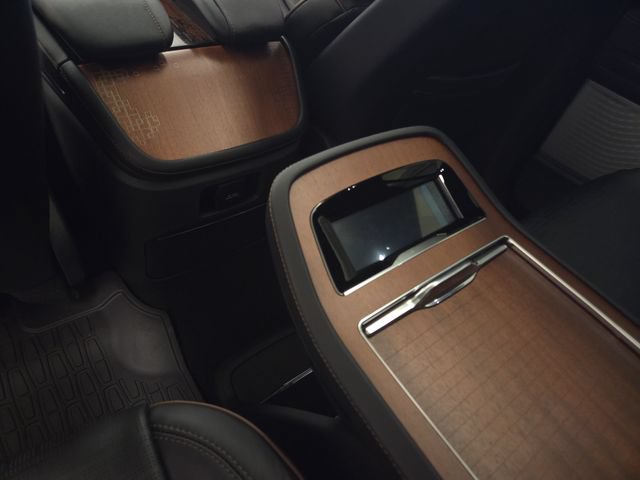 New 2026 Lincoln Navigator Black Label AWD/4WD image 15