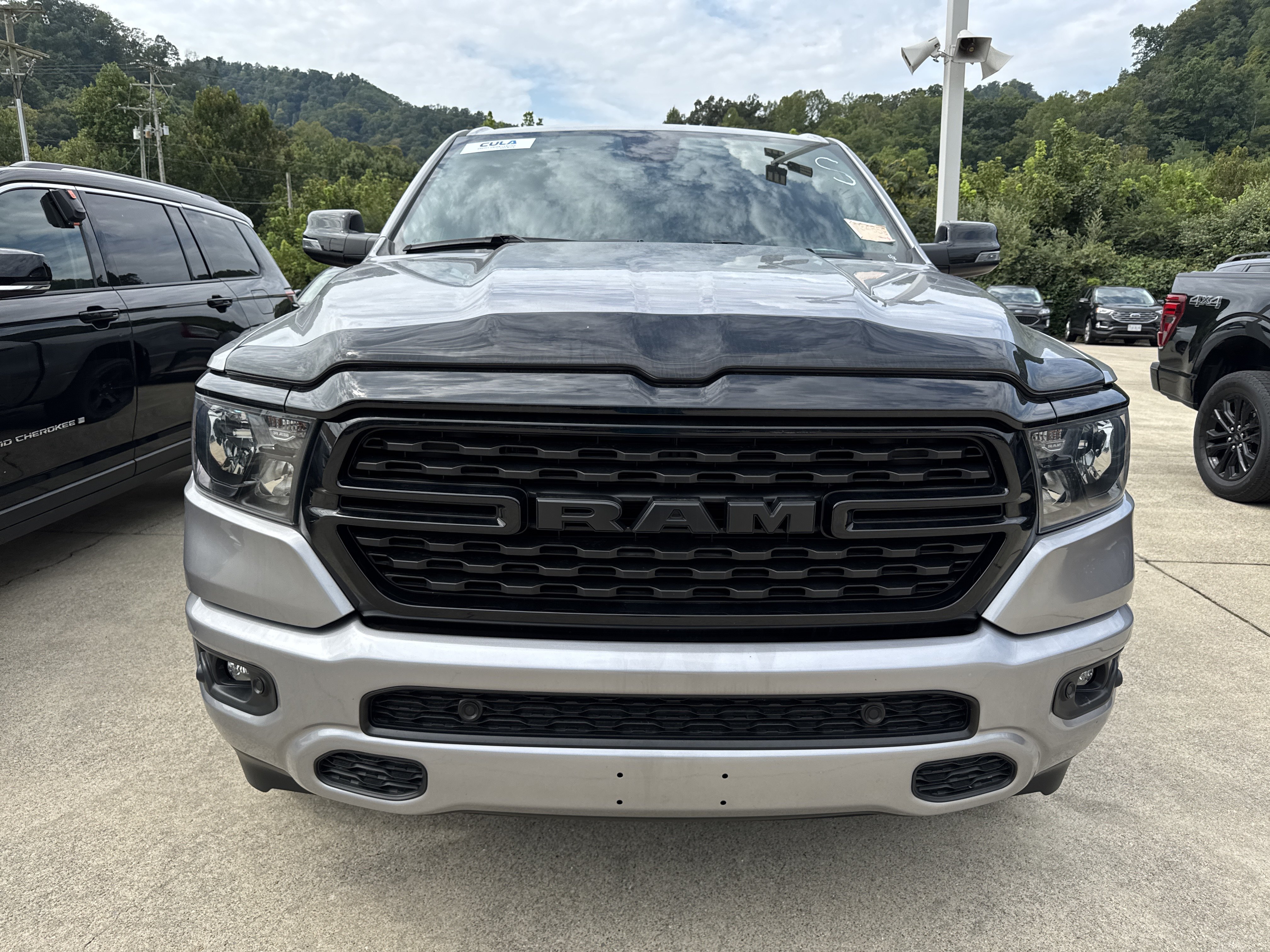 Used 2023 RAM 1500 Big Horn AWD/4WD image 2