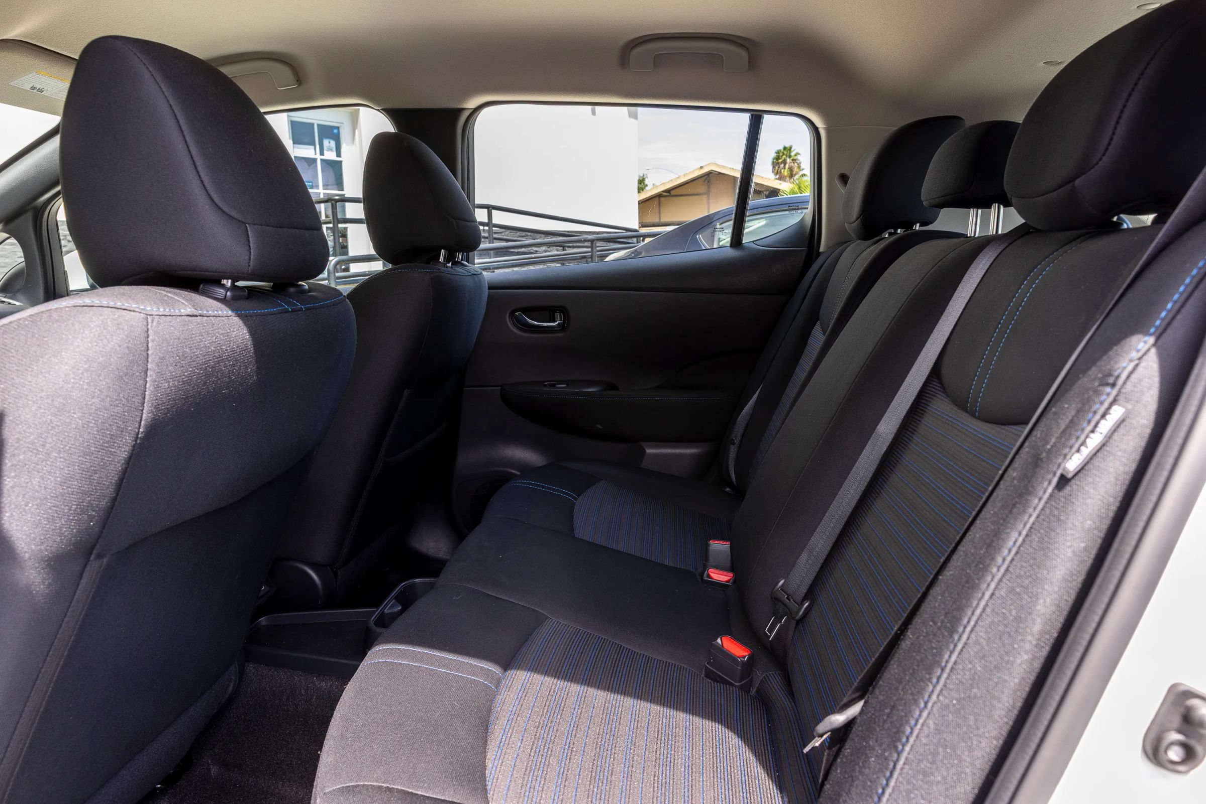 Used 2025 Nissan Leaf S FWD image 22