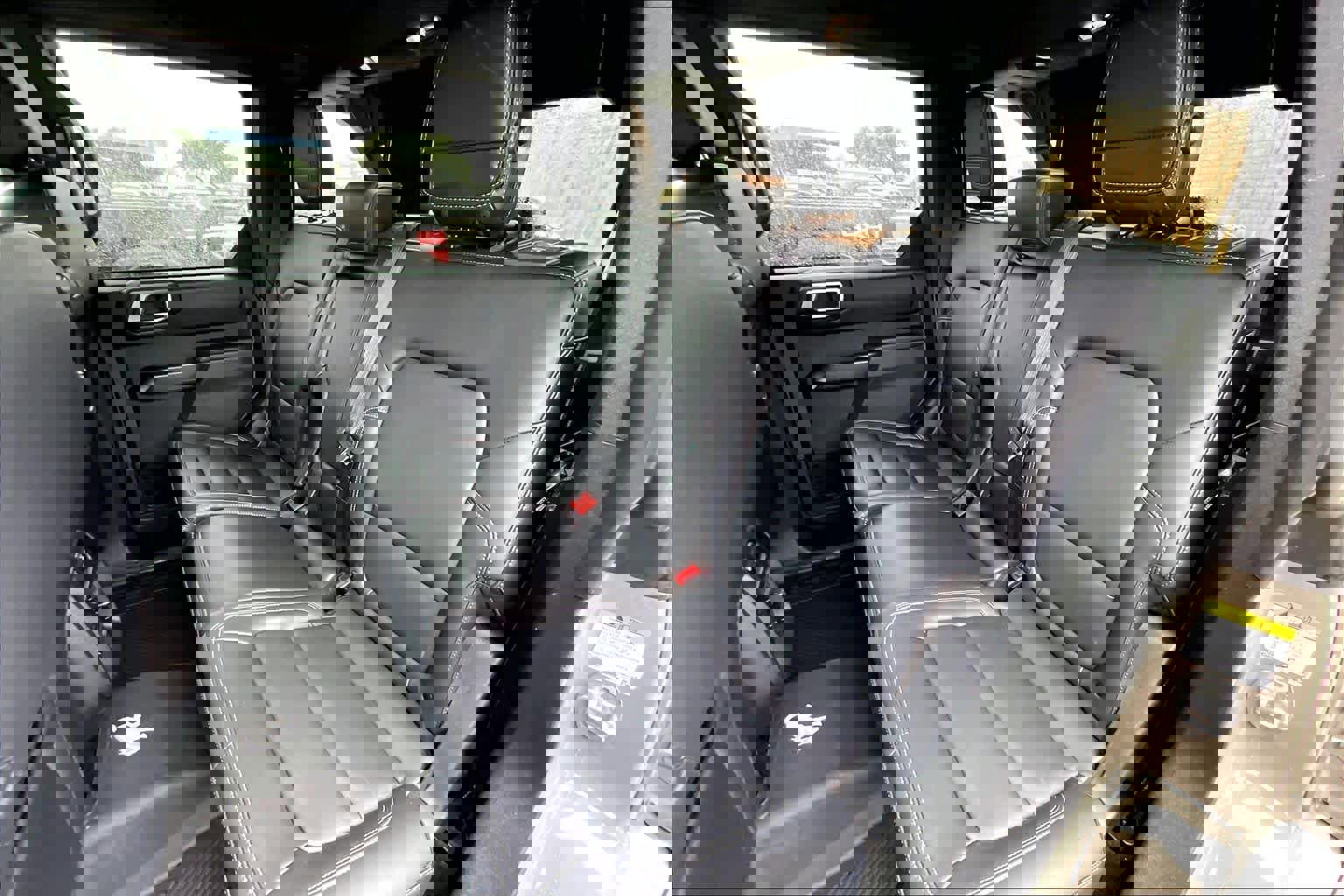 Used 2025 Ford Bronco Outer Banks w/ Sasquatch Package image 21