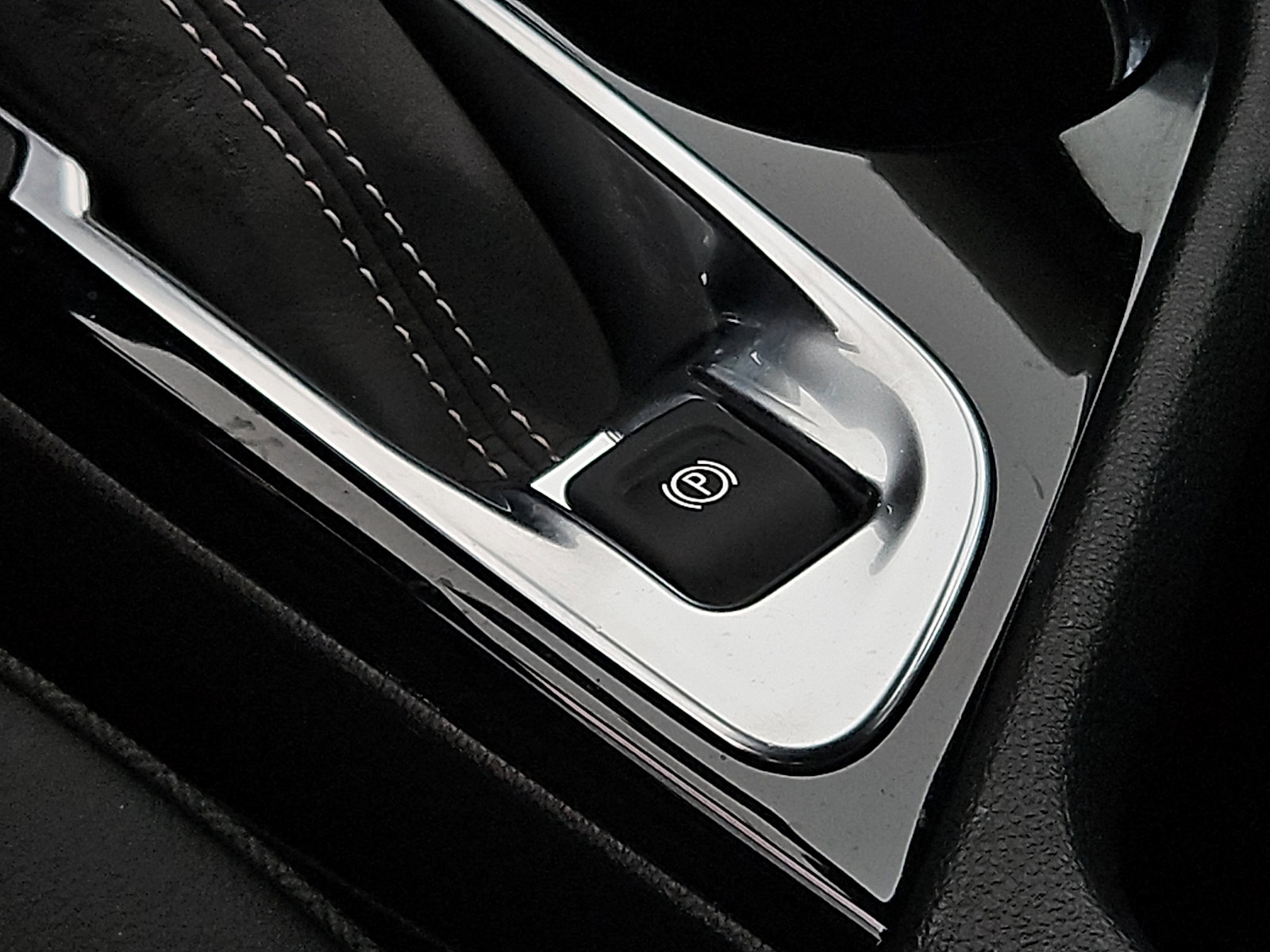 Certified 2024 Buick Encore GX Preferred image 24