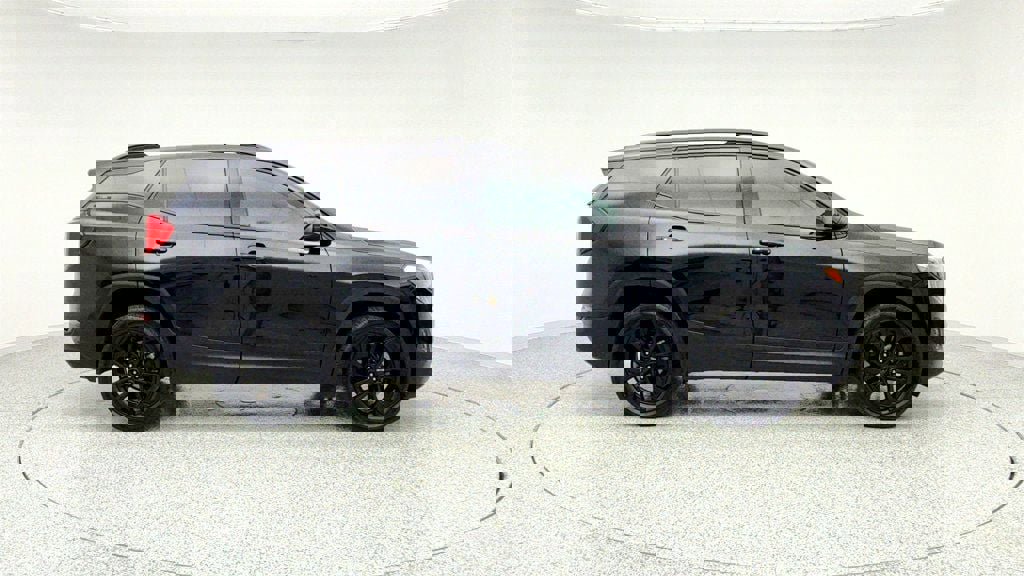 Used 2021 GMC Terrain SLE w/ Driver Convenience Package image 4