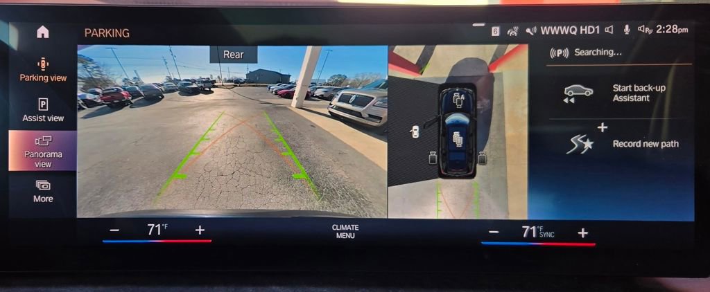 Used 2023 BMW X7 xDrive40i w/ M Sport Package AWD/4WD image 27