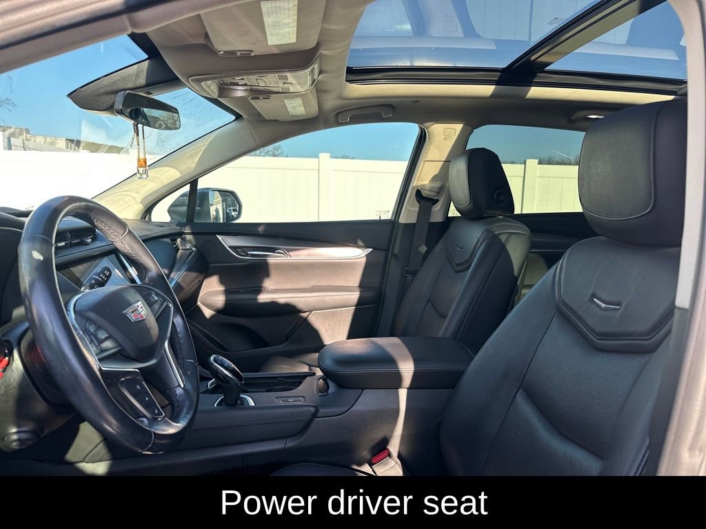 Used 2019 Cadillac XT5 Luxury w/ Advanced Security Package image 12