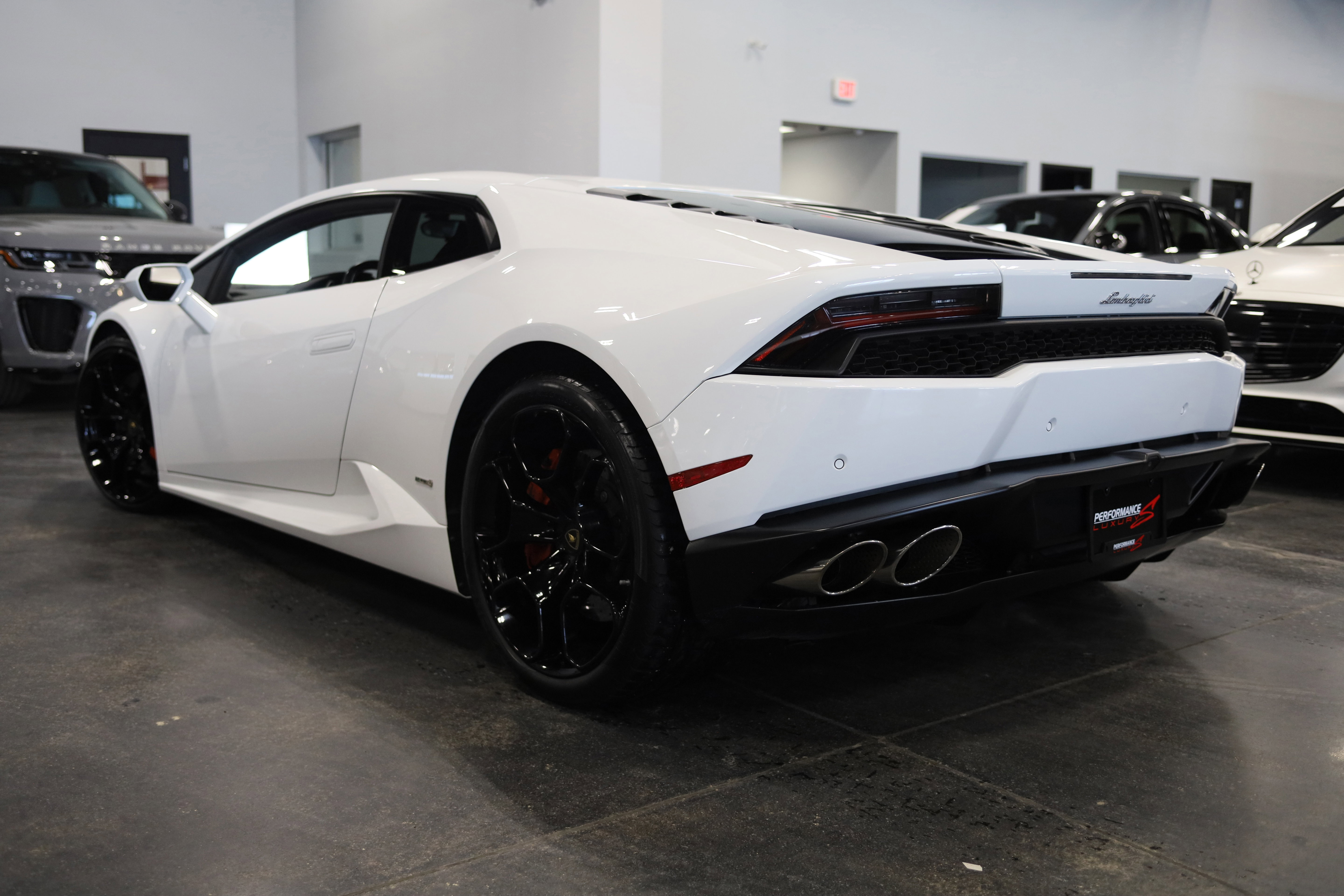 Used 2015 Lamborghini Huracan LP 610-4 image 4