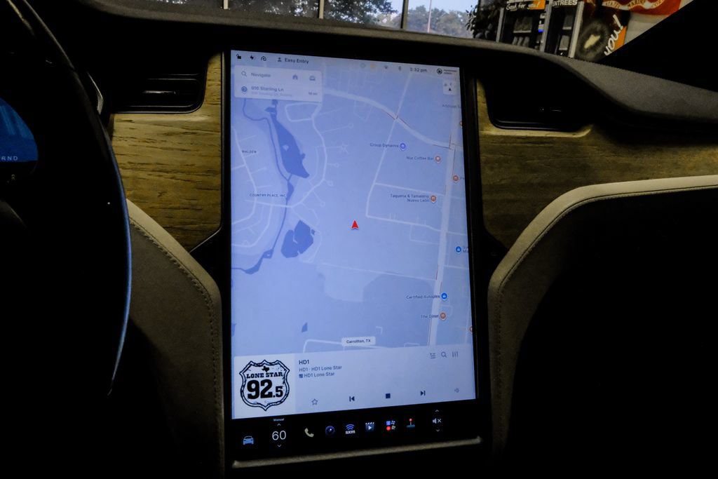 Used 2021 Tesla Model X Long Range AWD/4WD image 28
