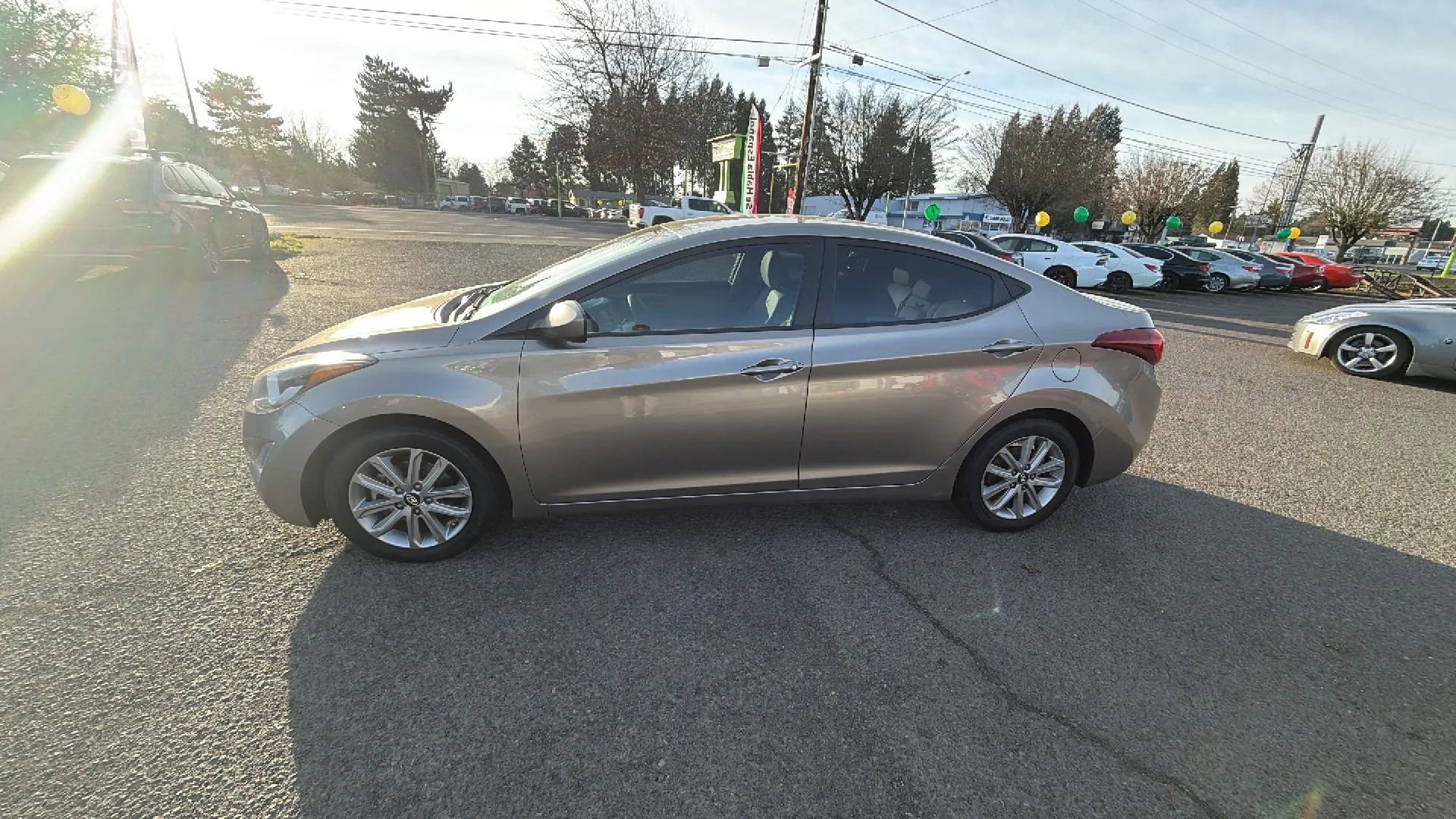 Used 2016 Hyundai Elantra SE w/ Option Group 02 image 5