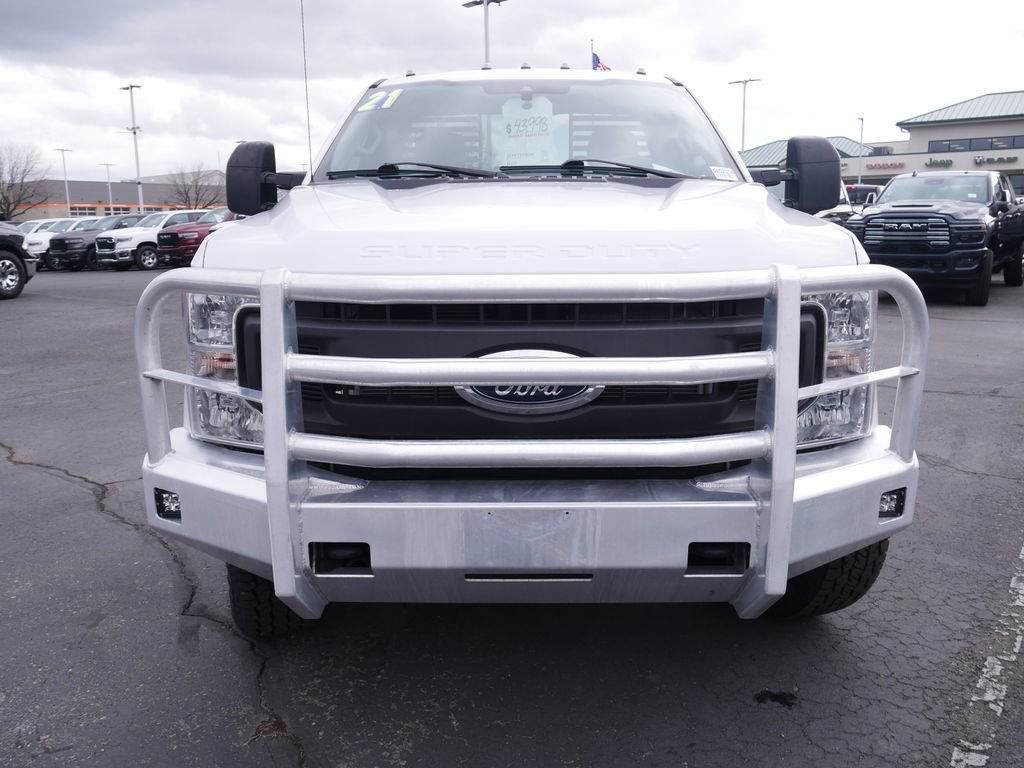 Used 2021 Ford F350 XL w/ Power Equipment Group image 3