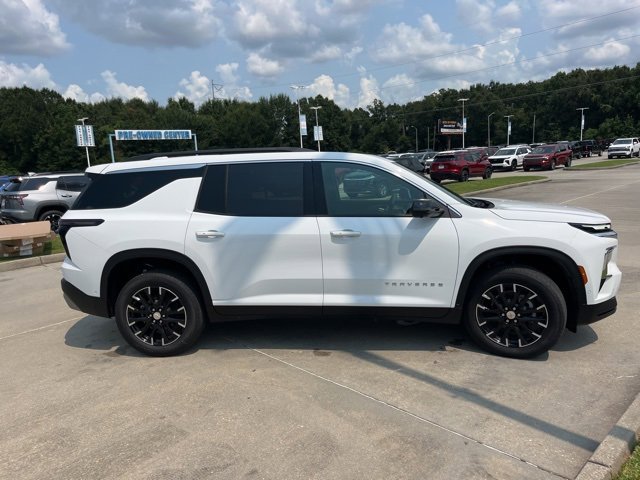 New 2026 Chevrolet Traverse LT w/ Enhanced Driving Package image 10