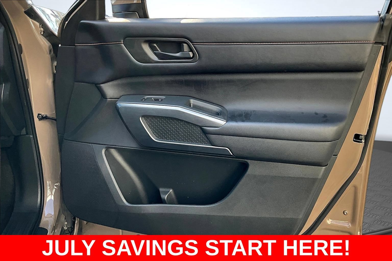 Used 2023 Nissan Pathfinder Rock Creek AWD/4WD image 35