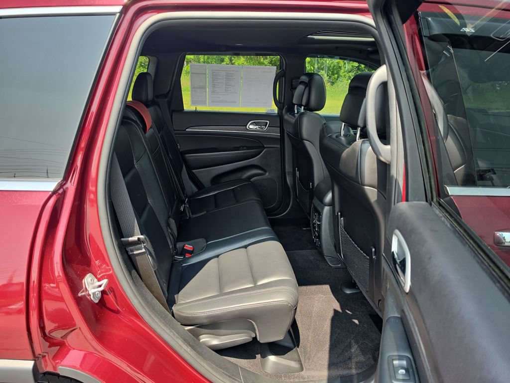 Used 2018 Jeep Grand Cherokee Limited AWD/4WD image 12