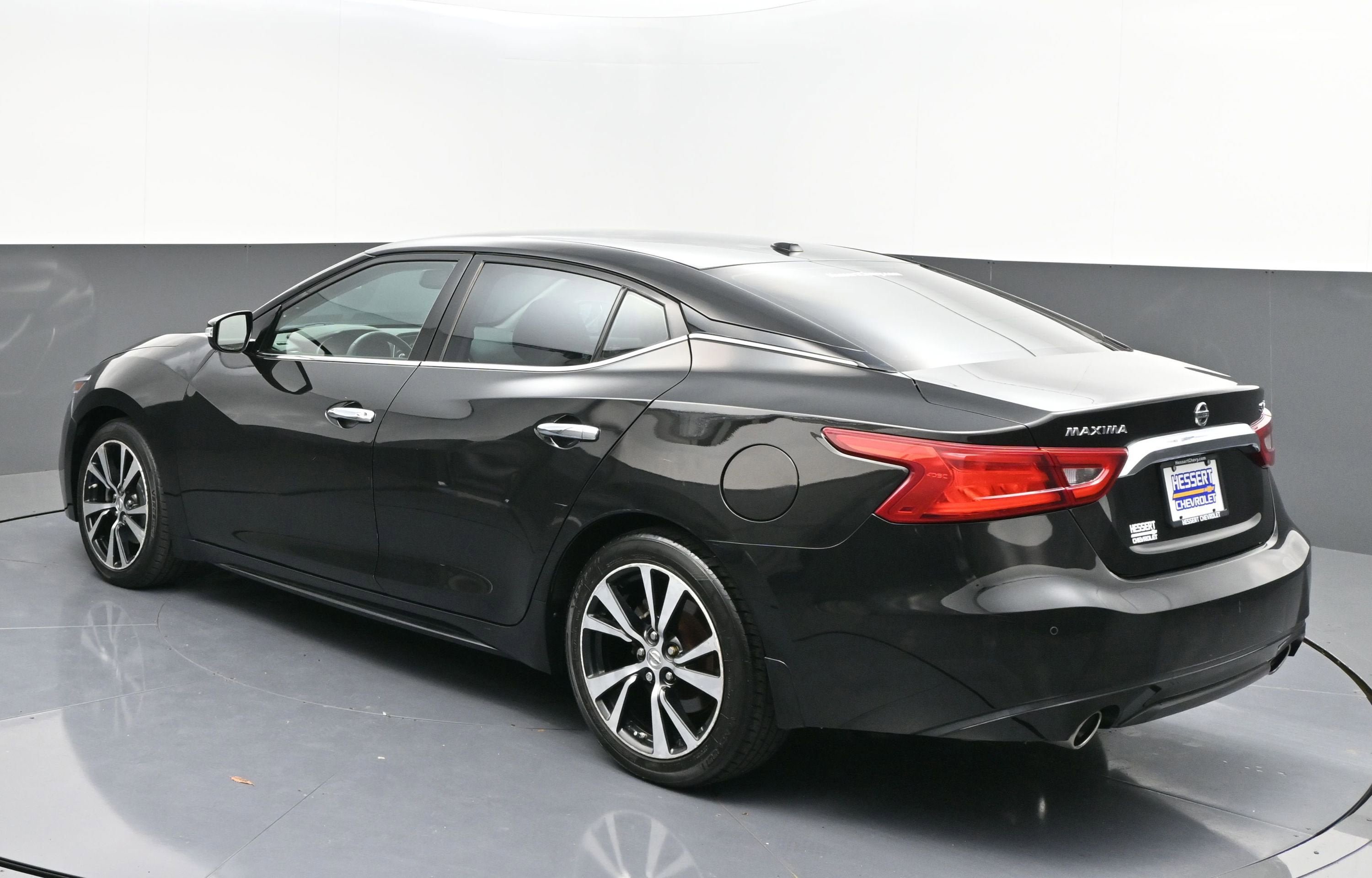 Used 2017 Nissan Maxima 3.5 SV image 5