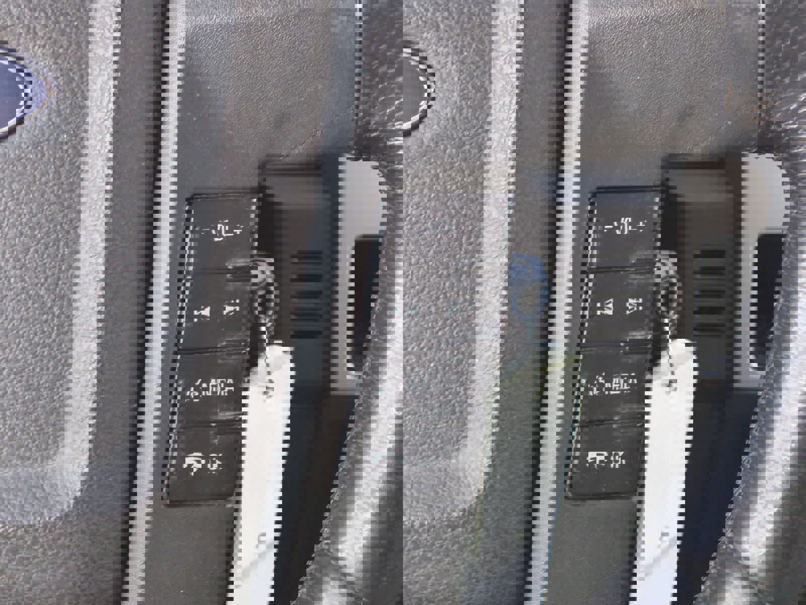 Used 2013 Ford F150 XLT w/ Mid Equipment Group image 24