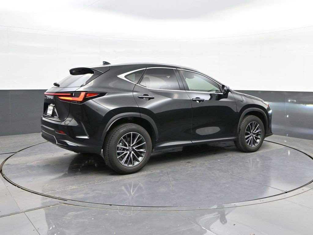 Used 2025 Lexus NX 250 FWD w/ Premium Package image 15
