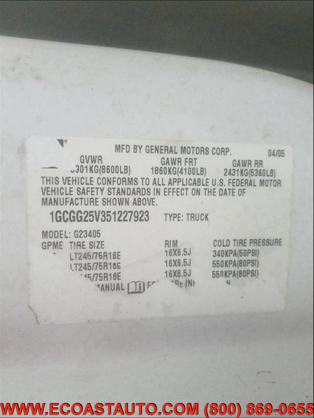 Used 2005 Chevrolet Express 2500 image 9